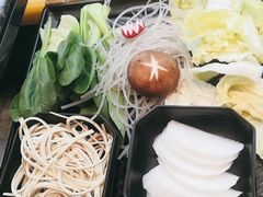 -一席地·本地鸡窝·杭帮鸡火锅(萧山银隆百货店)