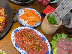 -萍姐火锅·公路夜市(武汉首店)