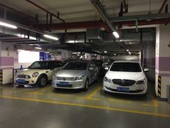 场地-中原城市广场-停车场