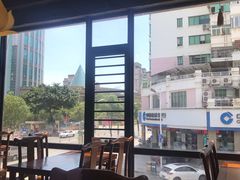-百荷园蔬食自助餐厅(德辉广场店)