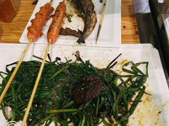 -欢乐牧人蒙古炭烤羊腿(四平路店)