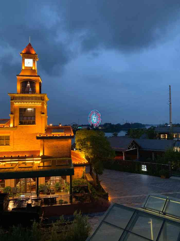 1912小镇-"去过两次.东边那一块游乐比较集中,有1."-大众点评移动版