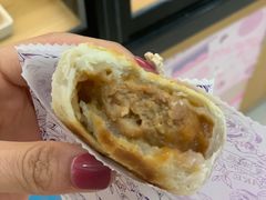 盒装鲜肉月饼-长发西饼(临顿路店)