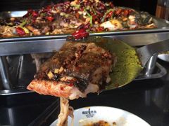 -鸣记脆皮烤鱼·海鲜烤鱼(三八广场店)