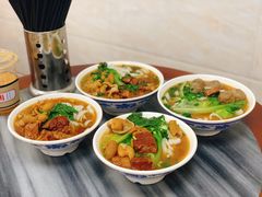 牛腩猪肠河粉-珍珍小食店(西华路店)