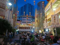 -海口骑楼小吃街