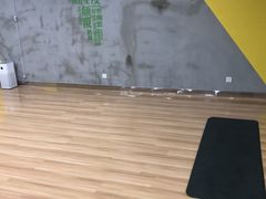 -光猪圈健身(津投广场店)