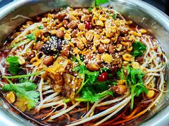 -周良天山牛杂城(天山路总店)
