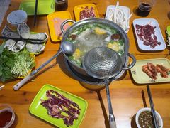 -养牛邓·潮汕牛肉海鲜自助火锅(广州店)