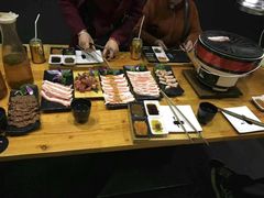 -炙忧烤肉屋(中国铁建广场店)