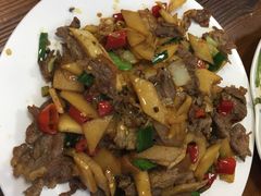 -牛八宝桂林米粉(八里庄店)