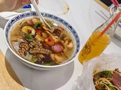 -鲁达面馆本帮风味(共康东路店)