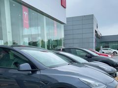 -TESLA 特斯拉(北京南四环中路特斯拉中心)