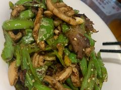杭椒炒牛杂-老家信阳菜(北京路店)
