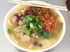 -文山荷鲜居(翠湖店)