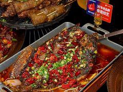 -何师烧烤·香辣蟹·川菜·30年老品牌(太古里旗舰店)