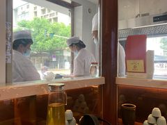 靠窗位-海荣锅贴馆(五味十字店)