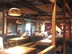 大堂-先启半步颠小酒馆(常熟万达广场店)