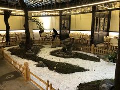 -浮何烤铺(桐梓林店)