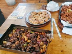 -老东镇啤酒屋海鲜加工·蒸汽海鲜·海鲜烧烤(台东店)