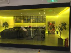 -AYO SALON