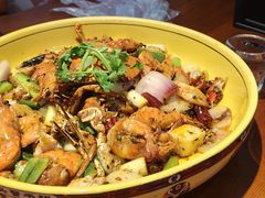 -休记光头香辣蟹干锅(绵竹店)