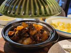 萝卜牛腩-HOME餐厅粤菜 融合菜