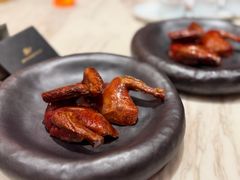 脆皮妙龄鸽-新荣记(新源南路店)