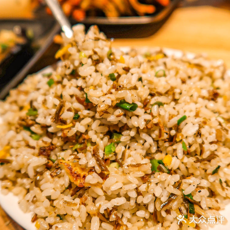 重庆最便宜的钵钵鸡!0.7元一串!人均20+