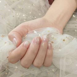 -蜜丝卡伦美甲美睫连锁