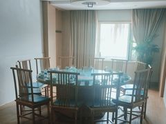 -严记小天府酸菜鱼(西四路店)