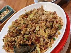 -怪噜范·老贵阳街头名小吃(数博万达店)