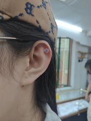 -冰岛刺青·手工穿孔·耳洞吧·专业喜纹身