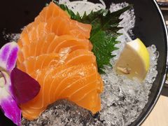 -万岁料理回转寿司(华贸店)