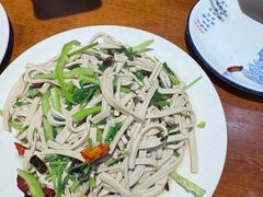 青椒豆干-雅仕聚酒馆