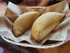 劳顶面包-劳顶笨咖啡(丽水宜家店)