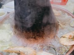 -一口猪海鲜浑锅·东北家常菜