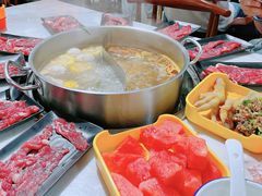 -潮牛宴·鲜牛肉自助火锅烤肉(龙岩新罗万达店)