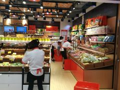 -来伊份1038(新村路三店)