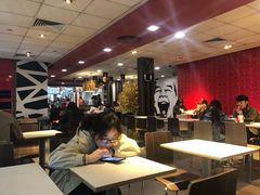 大堂-麦当劳(龙之梦购物中心店)