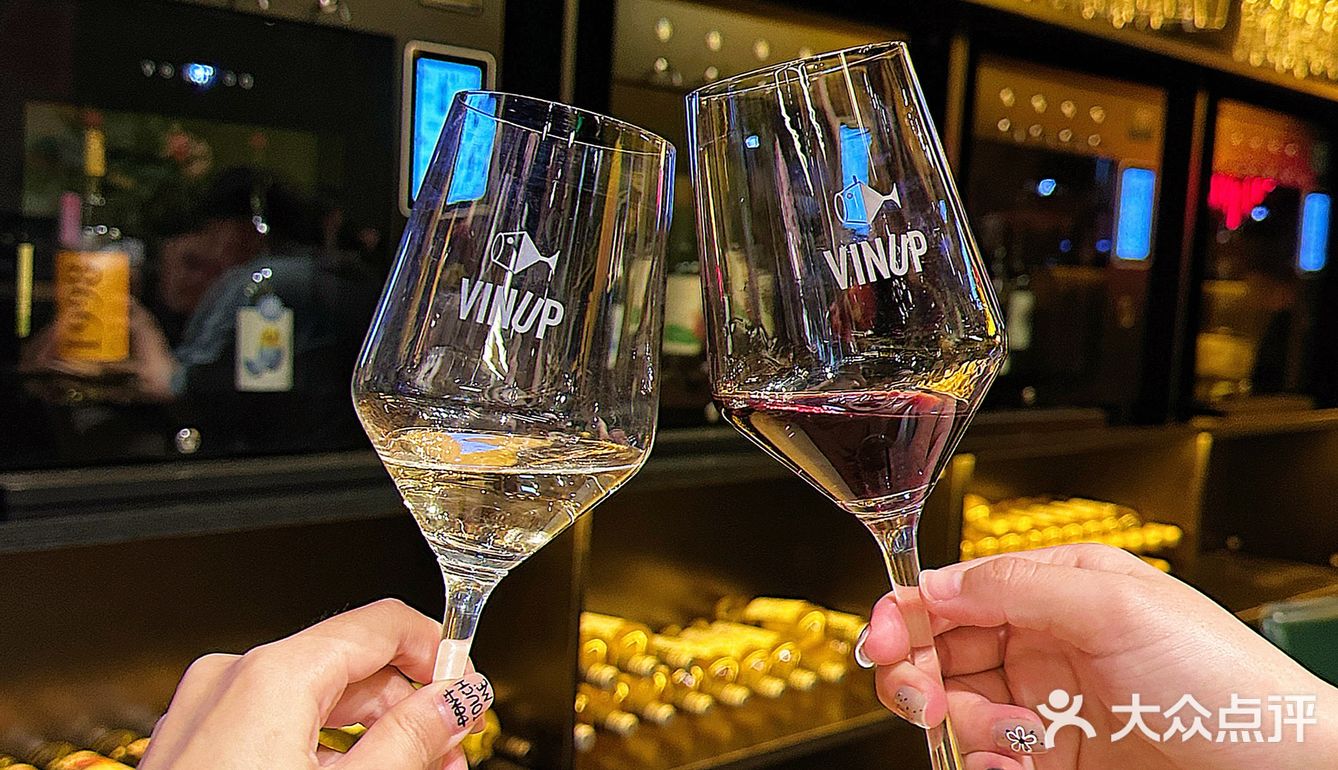 在深圳 好喜欢这种氛围感bistro 🥂