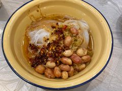 刮凉粉-东排食堂长沙小吃大排档(五一广场店)