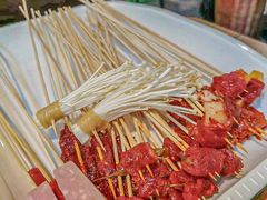 -签多多串串香火锅