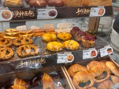 -85度C(生甜甜圈研究工坊·上海松江人民北路店)