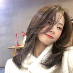 -蘑菇发型