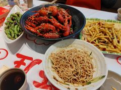 -肥肥虾庄·金牌油焖大虾(汉口城市广场店)
