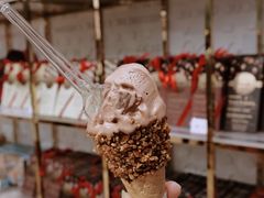 榛子巧克力冰激凌-VENCHI 闻绮(北京国贸商城店)