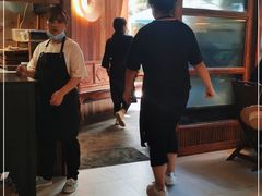 -银米·云南传统过桥米线(双廊黑金冠店)
