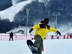 -鳌山滑雪度假区