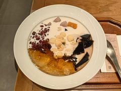 -RUXU入续糖水铺与包(卓悦中心店)